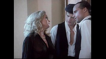 Ultima siciliana (1995) Scena 6. Monica Orsini, Hakan, Valentino