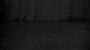 Intro - Ka Berlin en Fetiche con Botas de Cuero
