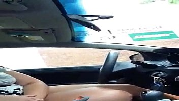 She stopped driving to pay a blowjob