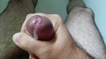 Жесткий пенис, сухая дрочка и сперма