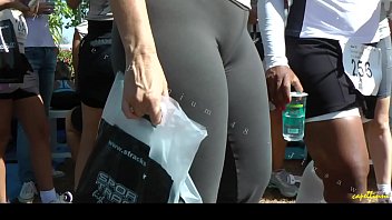Большая попка с круглой жопой скрытой камерой, бразильская толстая фигуристая белая девушка с большой шикарной задницей и задницей премиум 48 мес.