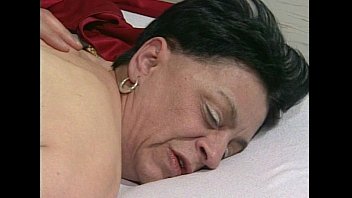 Джулия Ривз-Оливия - Гейл Мит 60 - сцена 3, трах в киску, обнаженный минет, лизание киски, порнозвезда