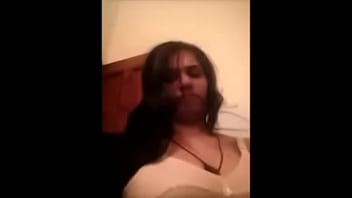 ARRIBA. Caliente GIrl Aisha Ke Perfect Boobs, Masturbándose en Cam