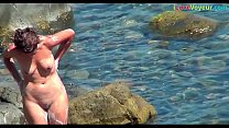 NUDIST Amateur Beach Spy Washing Her Nude Body
