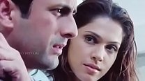 Escena de sexo de la actriz de Bollywood Isha Koppikar ....