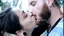 Vídeo 3 do beijo de Dave e Lizzy