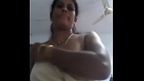 indiano Mallu zia mostrando tette selfie