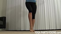 I know how good I look in these yoga pants JOI