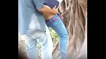 chica india caliente follada por su novio en video de fuga de la selva.