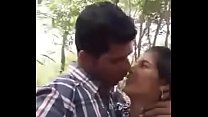 Carino amante indiano fare sesso al parco