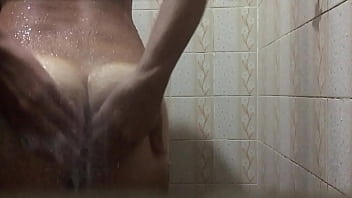 ass in the bath