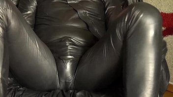 Jerk in thin soft leathers