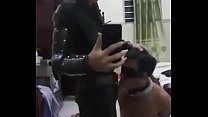 Polícia vietnamita deixa escravos chuparem o pau (CSCD) | Veja também: http://bit.ly/GetMorexVideos-MrT