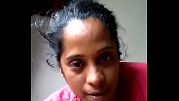 Kochi lady donne pipe noire bite