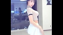 Sexy chinesischer Streamer-Tanz (Angela Manjusaka)