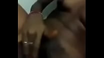 тамильская сексуальная черная девушка мастурбирует