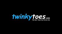 Solo stroking twinks rubs feet fetish and shooting jizz