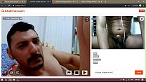 Мужчина лижет киску перед вебкамерой