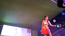 Hot dance sur les chansons les plus chaudes de Bhojpuri à Calcutta