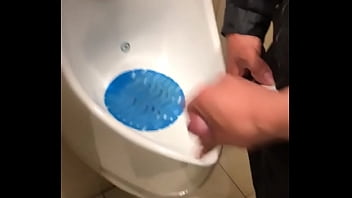 I give a hand to the policeman in a bathroom