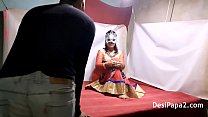 India bhabhi en trajes tradicionales tener áspero, duro y arriesgado sexo con su devar