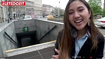 LETSDOEIT - Jovem asiática turista faz sexo POV no exterior com cara local - May Thai & Charlie Dean