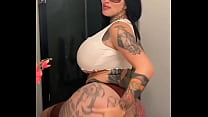 Wer ist sie?? Big Ass Tattoo