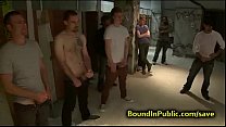 Bound gay anal gangbanged em suspensão