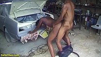Meise afrikanischer Fetisch Teen Rücksitz gefistet