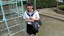 Милый молодой японец в униформе школьницы трахал в отеле