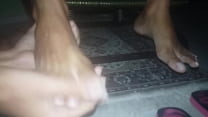 I recorded the cute little feet of paty ma