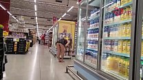 Cristina Almeida showing off at the supermarket in the parish of ó in São Paulo for the second time, with her husband filming in secret.