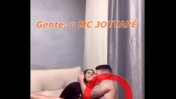 MC JOTTAPÊ W/ a DURA roll in play