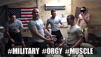 TROOP CANDY - Soldati fino ai loro soliti scherzi gay nel loro tempo libero
