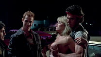 Suzee Slater - Savage Streets - 1984 - HD - Cena de sexo em público