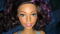 Barbie Haarpuppe mit braunem Haar