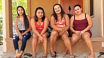 Parte superior de três putas salvadorenhas exibindo suas calcinhas
