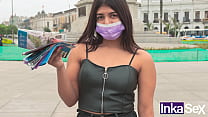 Une Vénézuélienne de 18 ans, soumise, reçoit son premier forage anal dans les rues de Lima
