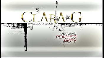 Peaches e Missy lésbicas fodidas por Clara G, Trailer - O jardim da Clara, cena toda lá fora, as duas meninas DP, Peaches é muito muito bom -:)
