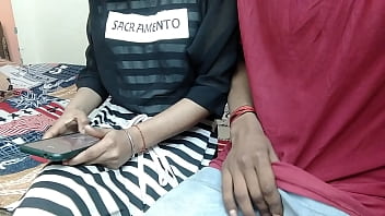 Video di sesso di coppia di sposini con voce hindi completa