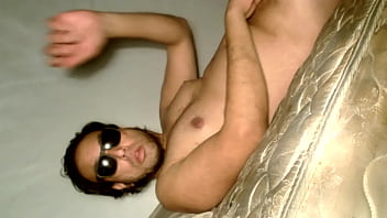 sexy dude debut on Xvideos