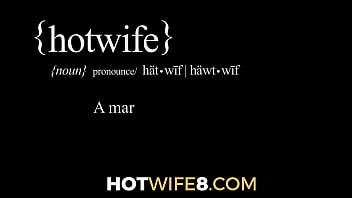 Hot Wife Harley Haze consegue foder uma estrela pornô com permissão de seu marido