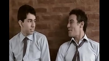 Spanish gay friends (anyone know the name of this movie pls comment)