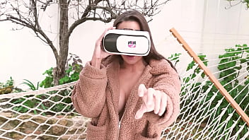VR Conk Clueless XXX Parody With Slutty Babe Haley Reed