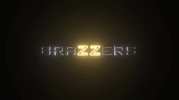 Plight Of The Big Tittied Babe - Ali Cash / Brazzers / полный стрим с www.brazzers.promo/of