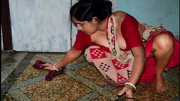 Everbest Desi Femme de ménage aux gros seins xxx baise avec le propriétaire de la maison Absence de sa femme - couple bengali xxx