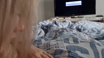 My stepsister came to my room in the morning, she did not know that I would masturbate a dick on her, I was shocked when she gave me a blowjob..i am taking a risk .