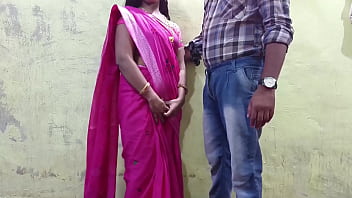 A cunhada está incrível vestindo um sari rosa, hoje não vou deixar minha cunhada, vou rasgar minha bucetinha