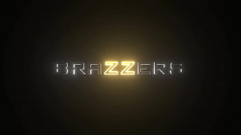 Ring-A-Ding Dick Down - Rhiannon Ryder / Brazzers / stream completo em www.brazzers.promo/ding