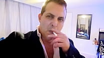 Nackte männliche Berühmtheiten locken auf Instagram den berühmten Adonis-Daddy Cory Bernstein dazu an, zu MASTURBIEREN, Sperma zu ESSEN und Zigaretten zu rauchen, in einem heißen, durchgesickerten Promi-Video!
